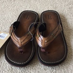 New Clark’s Leather Sandals Size 8